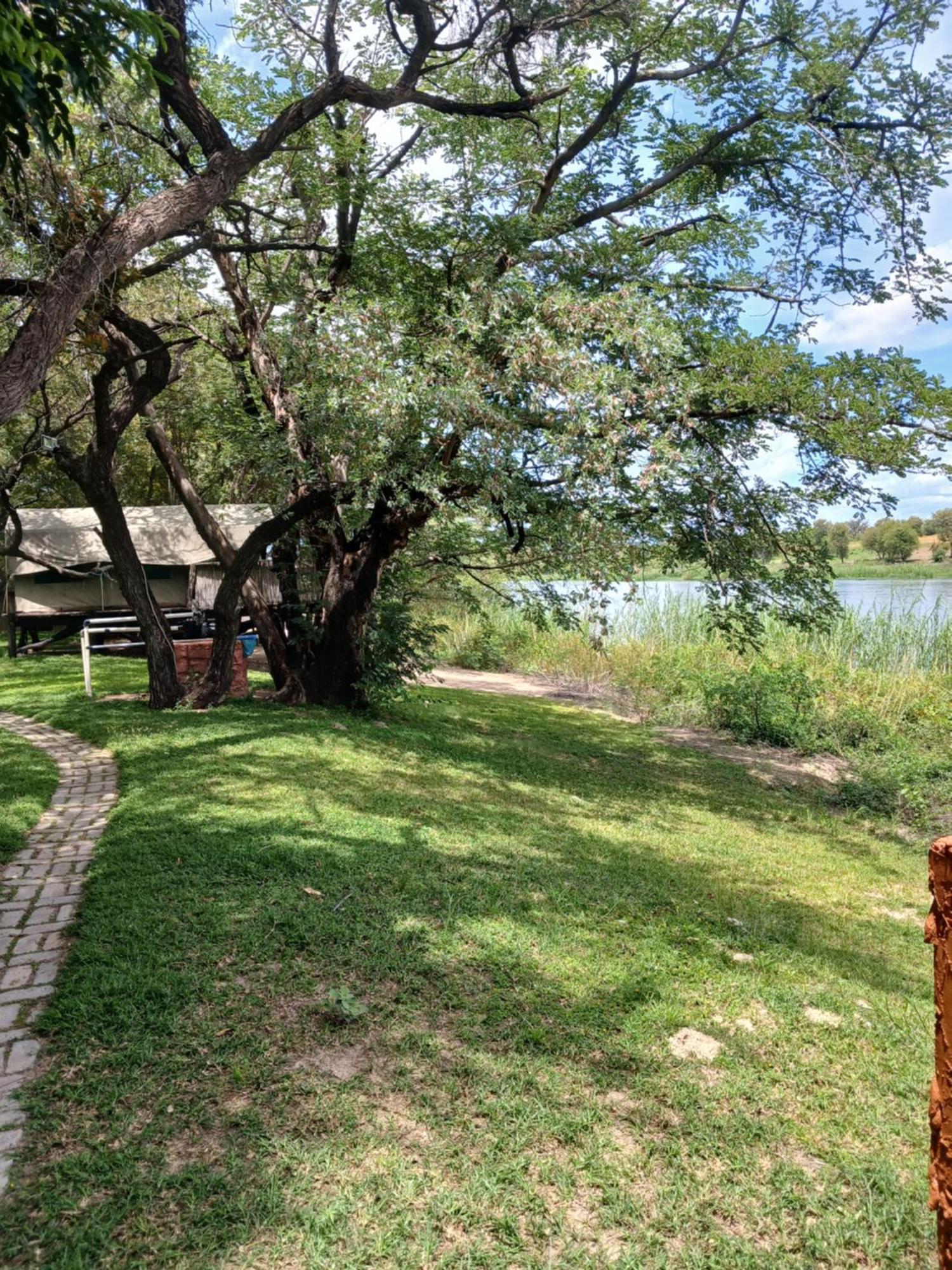 Camp Hogo Kavango Rundu Luaran gambar