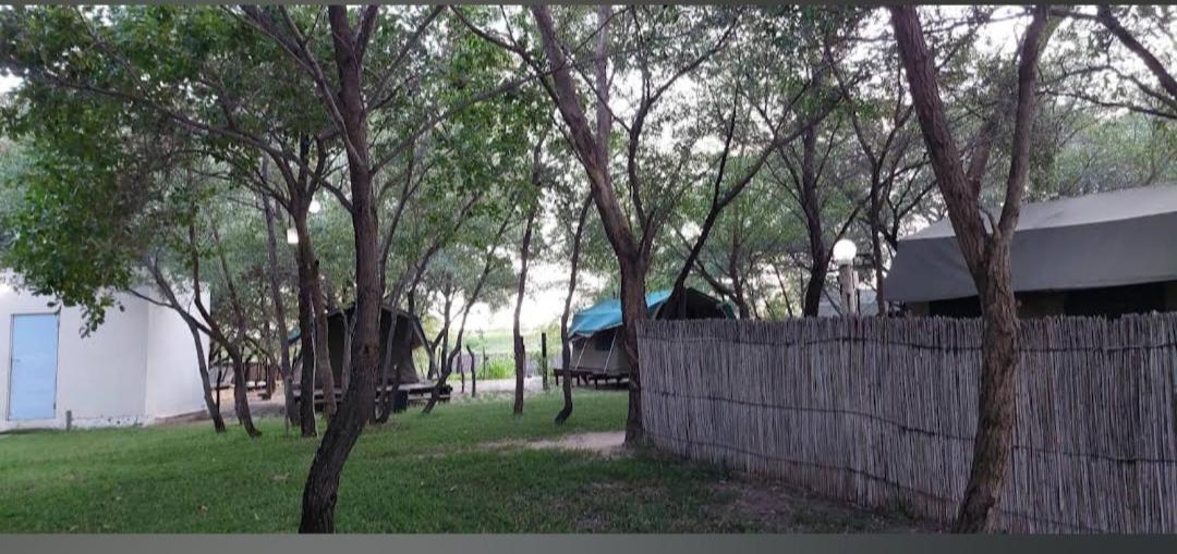 Camp Hogo Kavango Rundu Luaran gambar